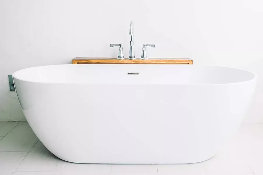 Comment déboucher une baignoire ?
